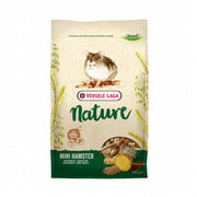 Mini Hamster nature